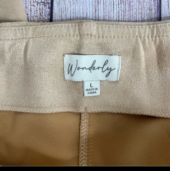 Wonderly Faux Suede Pants Large - Picture 2 of 6
